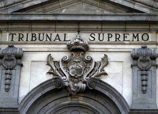El Supremo reduce los honorarios de abogados y procuradores