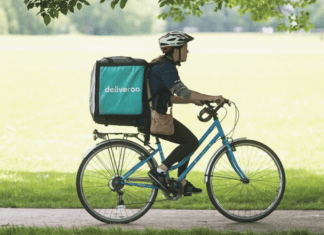 Deliveroo lanza su plan de seguridad vial para ‘riders’ Deliveroo